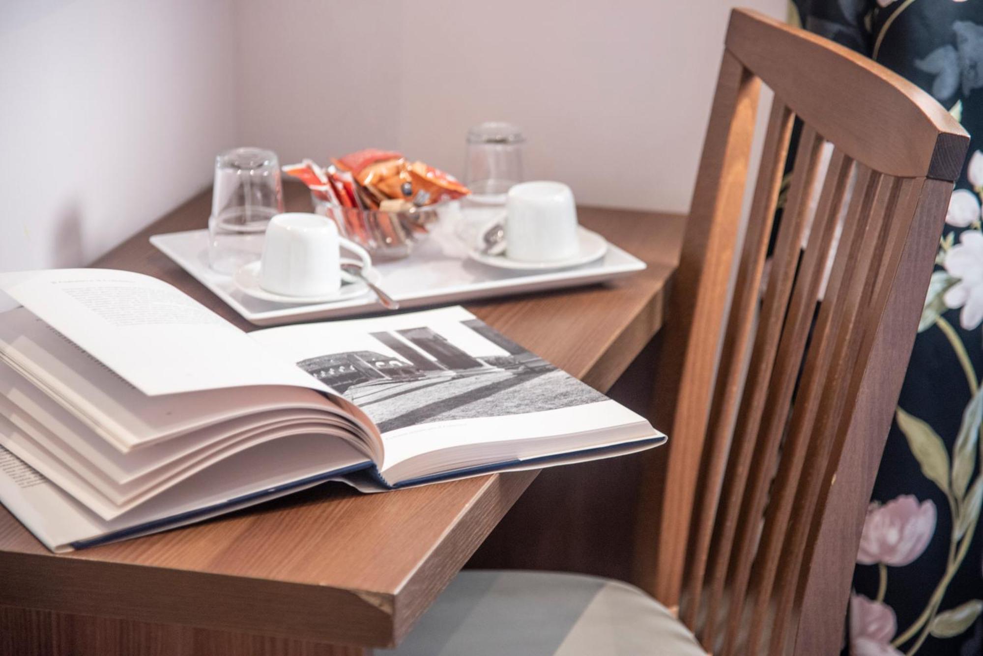 La Grande Bellezza Guest House Roma Ngoại thất bức ảnh